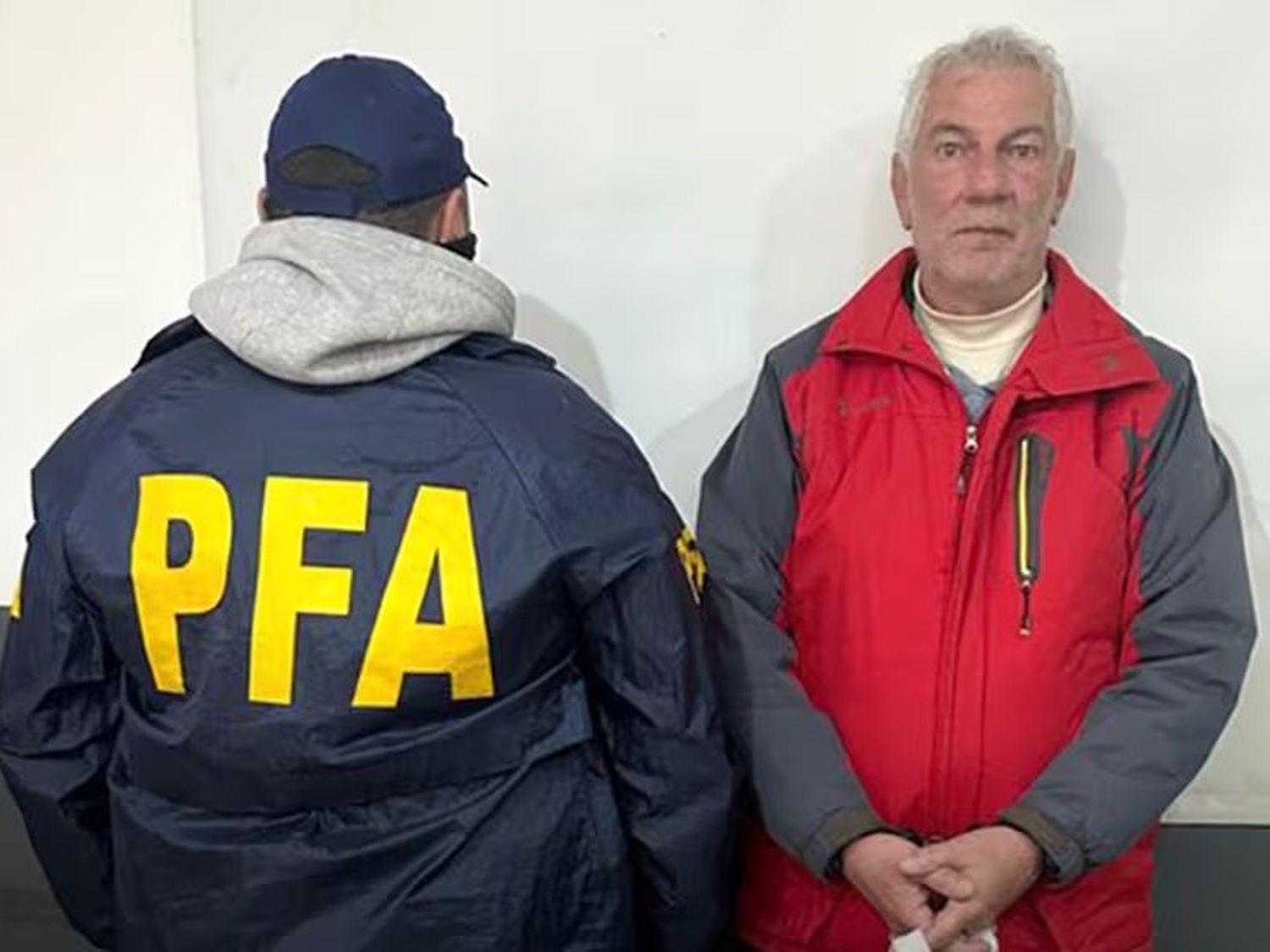Gustavo Bruzzone detenido por la Policía Federal Argentina. Foto: PFA