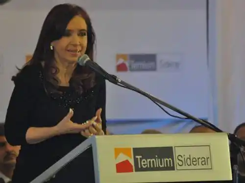 Ramallo: Por cadena nacional Cristina pone en marcha nueva maquinaria de Siderar