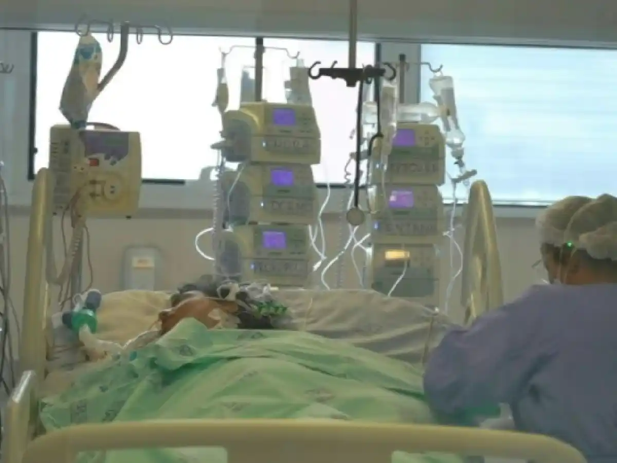 Reportan 348 muertes y 23.718 nuevos contagios en argentina