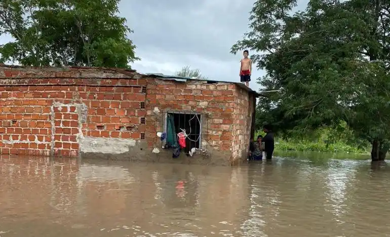 Vecinos del barrio Sagrado Corazón fueron los más afectados por las persistentes precipitaciones.