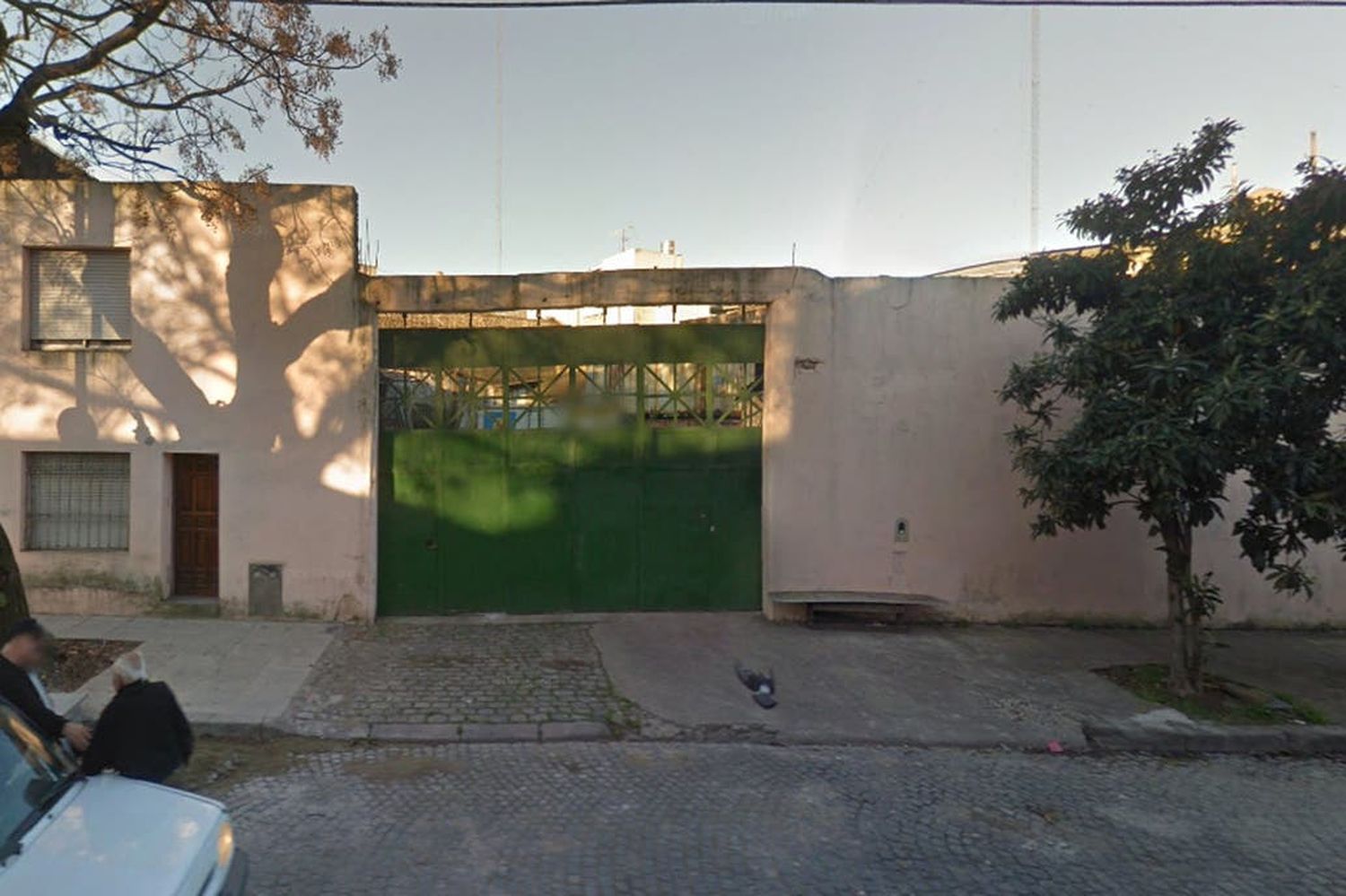 Encontraron estrangulado a un empresario y suponen que lo mataron durante un robo