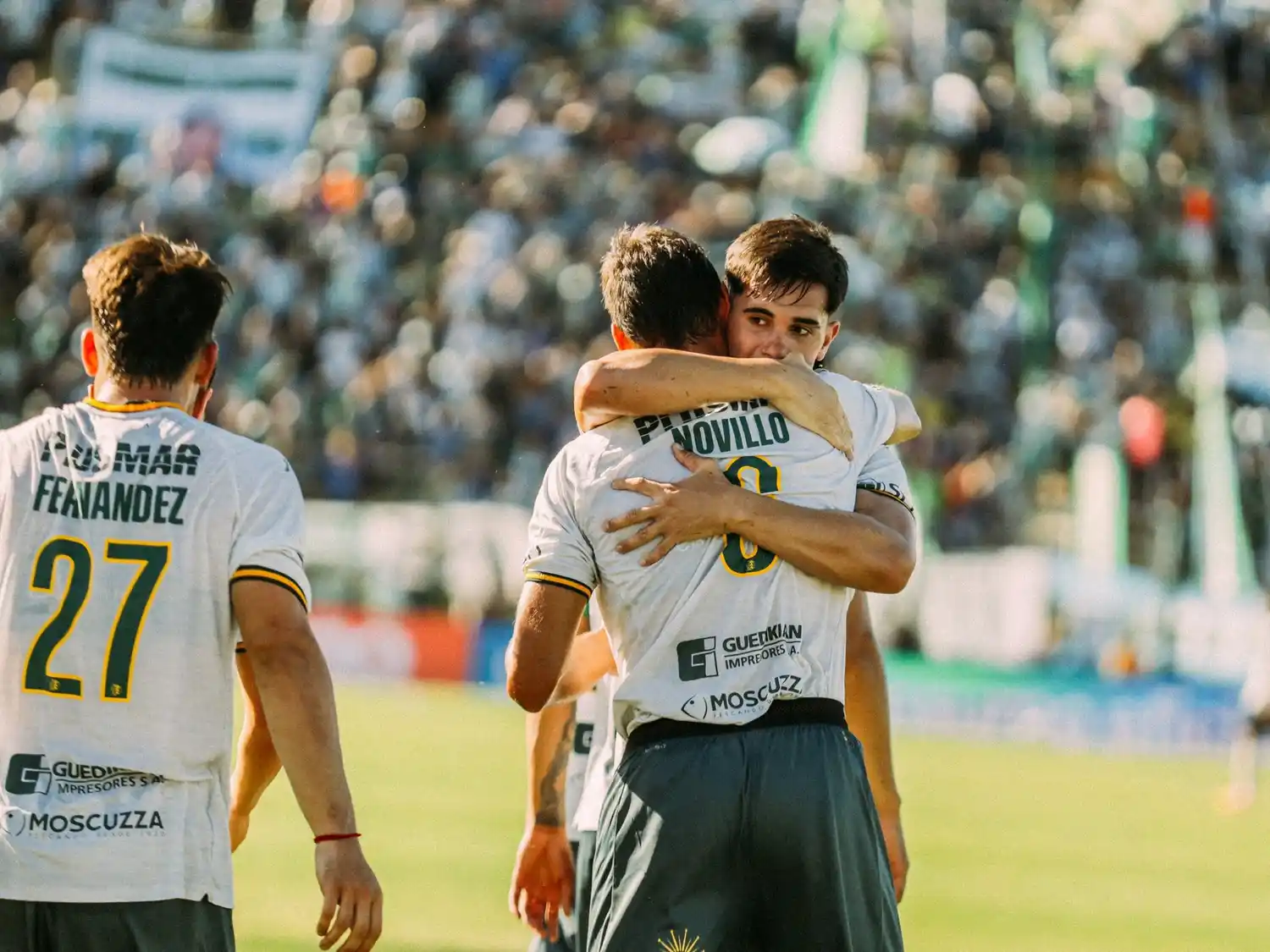 Aldosivi se impuso por 3-0 al conjunto de Coleoni.