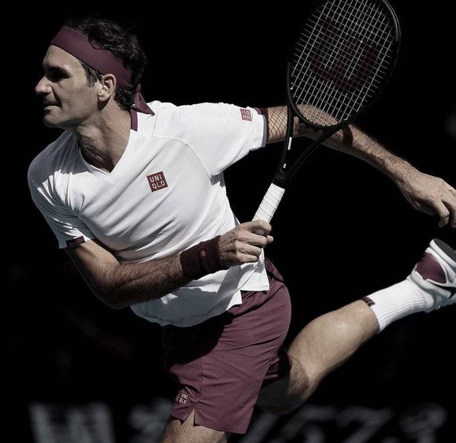 Federer se operó de la rodilla y tendrá una larga recuperación