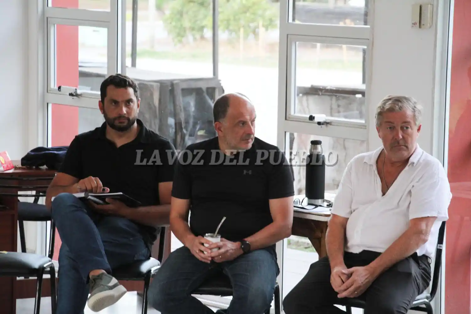 El intendente Pablo Garate se reunió con integrantes de instituciones de Claromecó