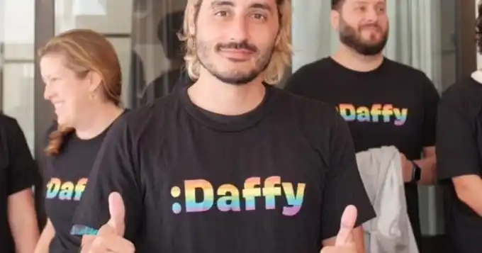 "¿Lo devuelvo o sale asado?": Desde Coronel Suárez confundieron su alias y le transfirieron 600 mil pesos por error