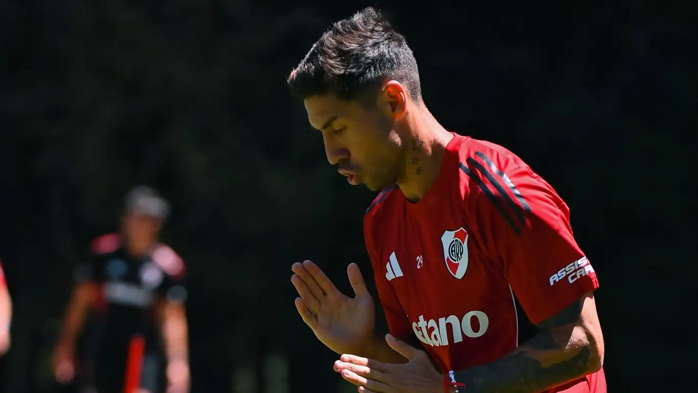Gonzalo Montiel, en la exigencia de la pretemporada.