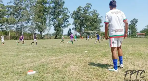 Social y Deportivo La Bianca se prepara para el Oficial de Fútbol