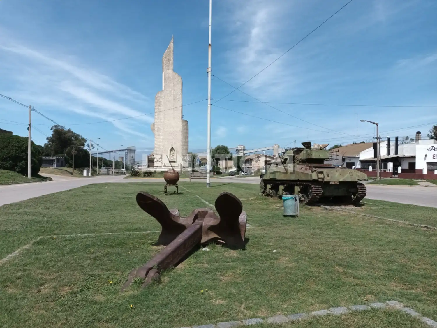 monumento a malvinas quequen