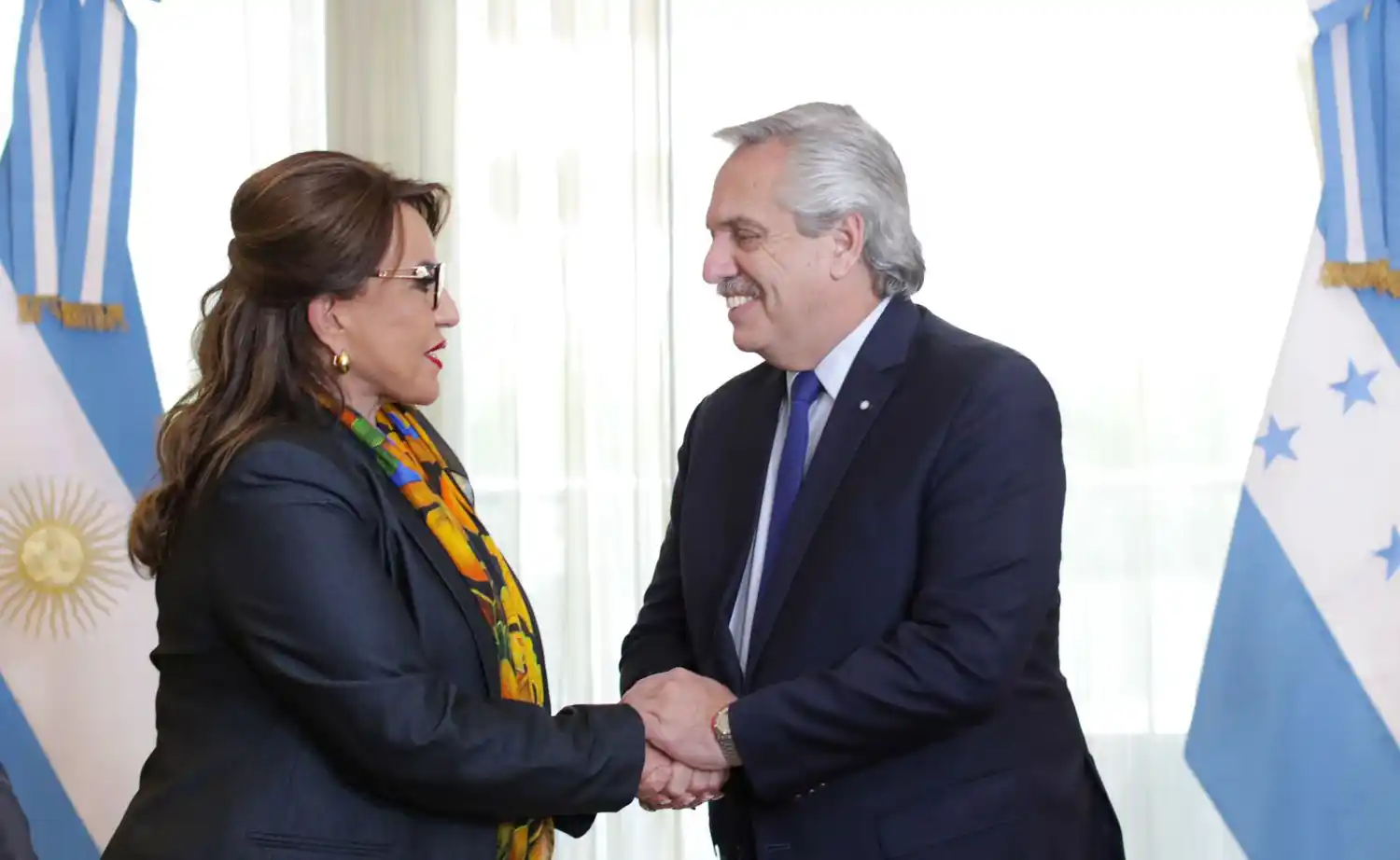 El presidente Alberto Fernández mantuvo ayer un encuentro con su par de Honduras, Xiomara Castro.