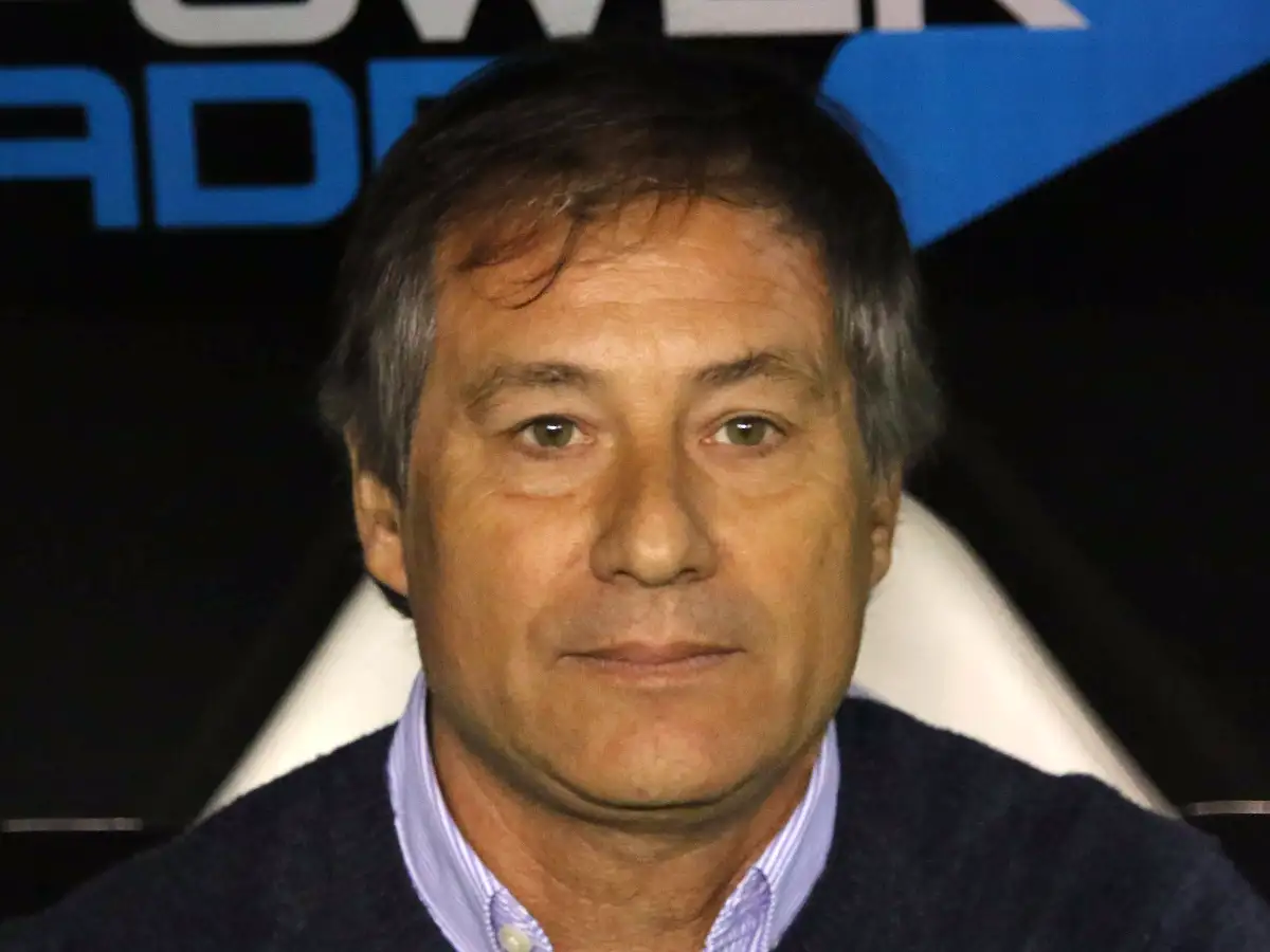 Holan nuevo DT del "Rojo"