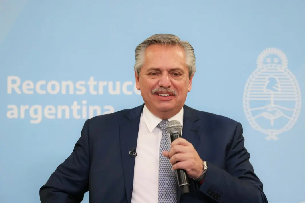 Fernández anunció la extensión de la DISPO hasta el 31 de enero
