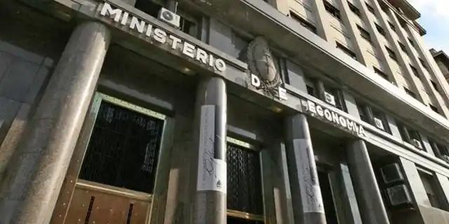 Para el gobierno, no es un problema el déficit de cuenta corriente