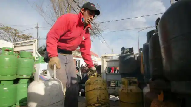 Ahora sí, la suba del precio de la garrafa de gas golpeará a los sectores más vulnerables