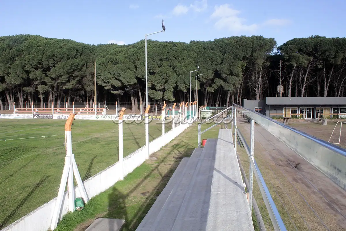 “Jorge Iparraguirre”. El estadio del naranja lleva el nombre del histórico dirigente, artífice fundamental para la creación de la institución.