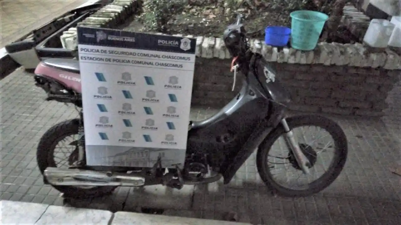 Pudo ser recuperado un motovehículo que había sido sustraído en el teatro Brazzola