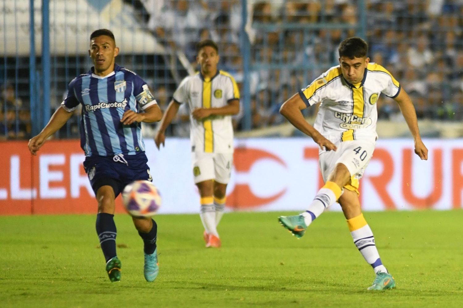 Servio se convirtió en héroe y evitó la caída de Central: fue 1-1 frente a Atl. Tucumán