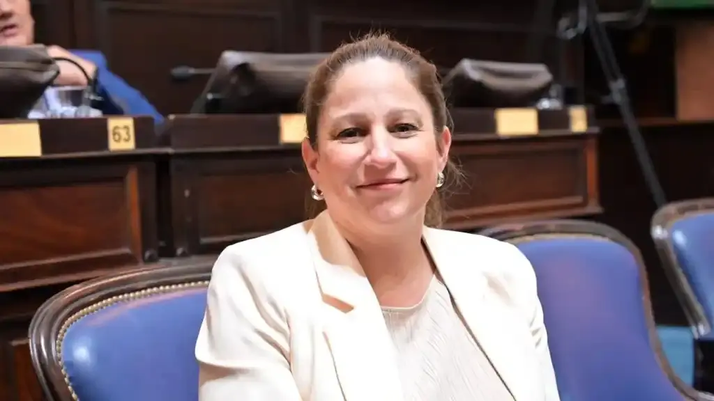 La diputada libertaria apuntó contra el Gobernador.