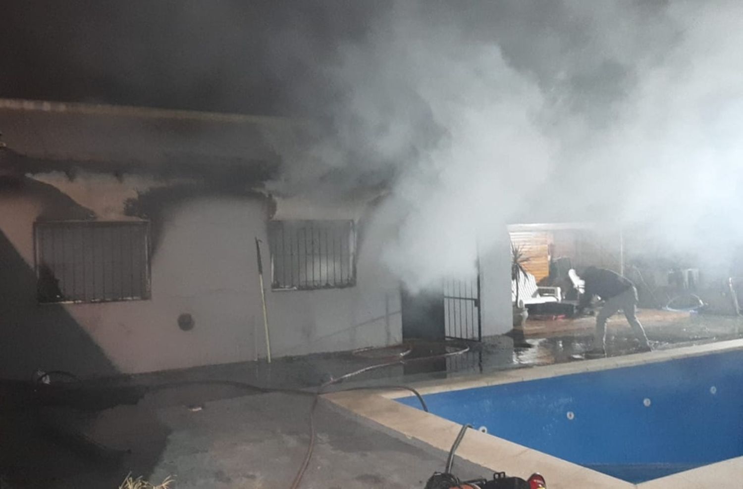 Incendio en una casa: perdieron todo y murieron dos perros