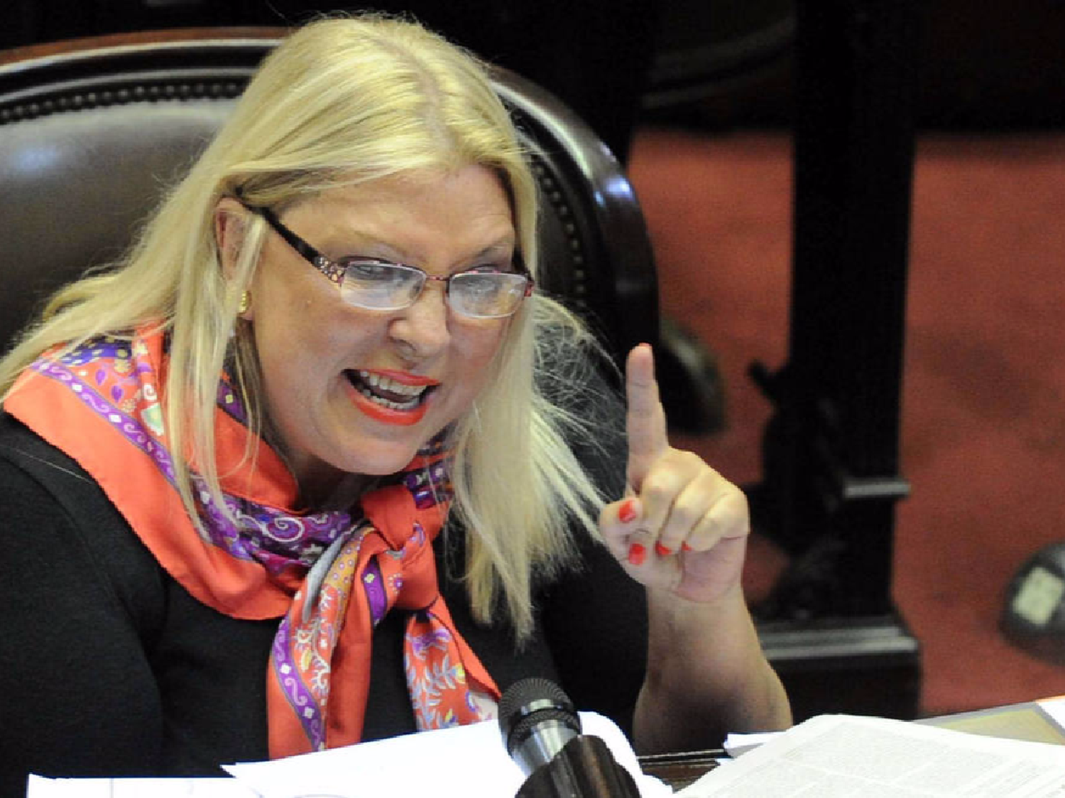 Insólito furcio de Carrió: "Es necesario que se mantengan las propinas y las coimas"