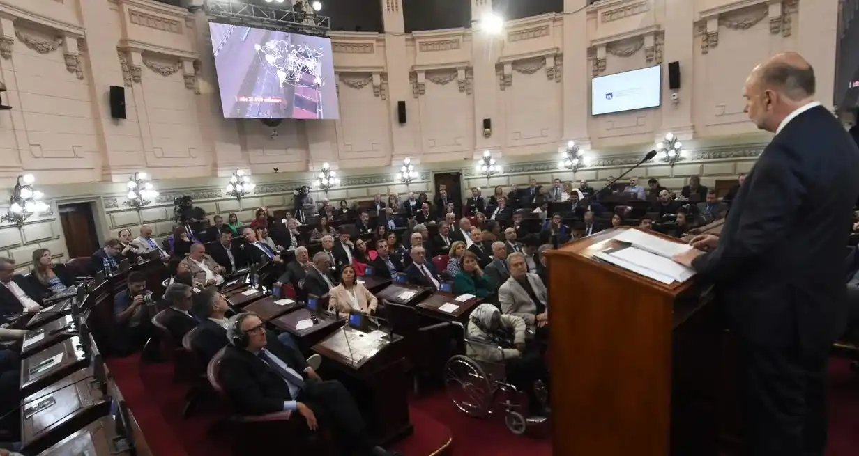 La Legislatura santafesina, en modo campaña
