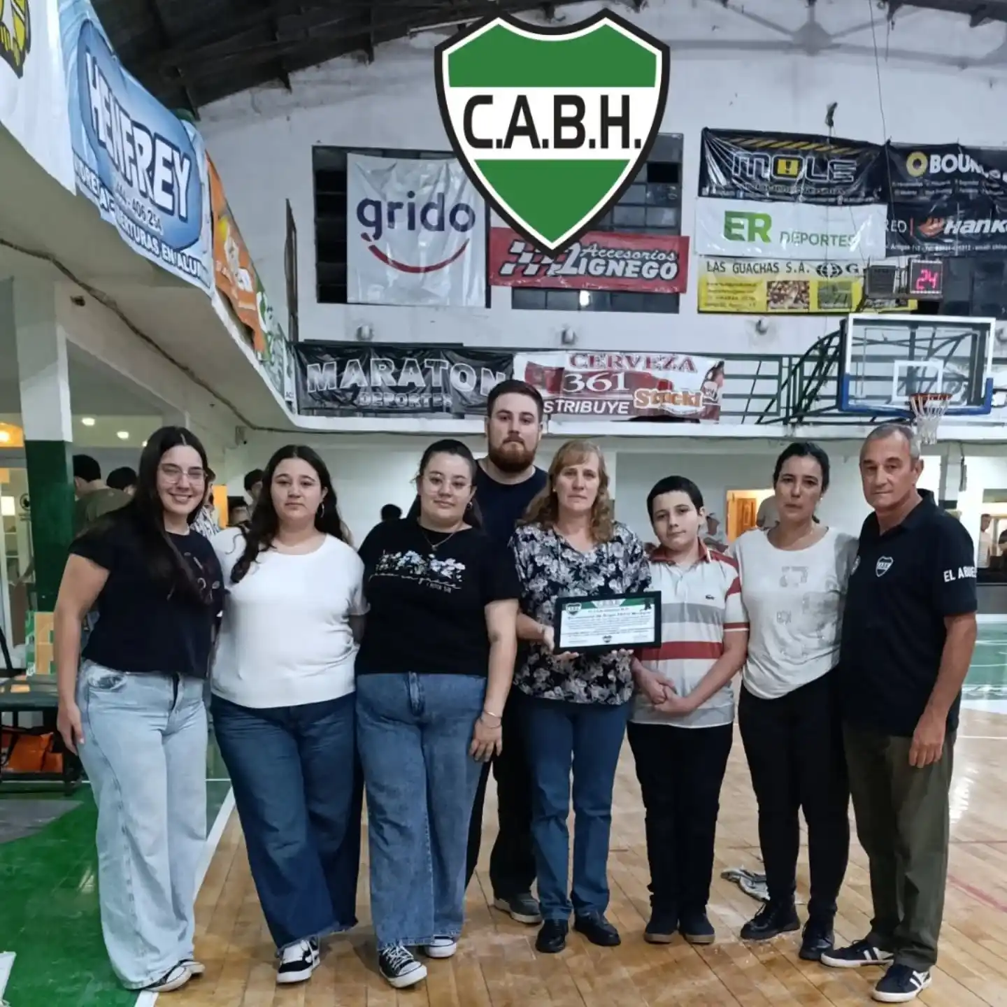 Emotivo homenaje del Club BH a Ángel “Peco” Moreyra