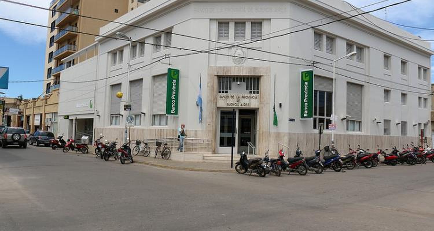 Bancos: Hubo acuerdo y levantaron la medida de fuerza