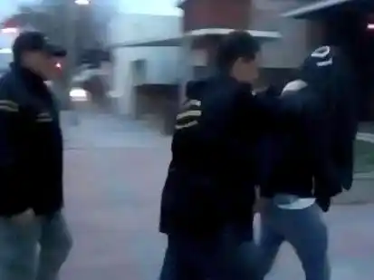 Capturan a hombre buscado desde el año pasado por una extorsión