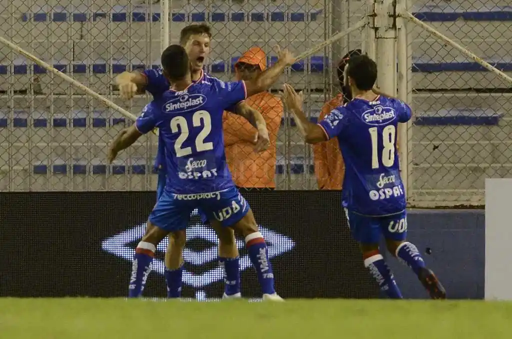 Unión recibe a Patronato