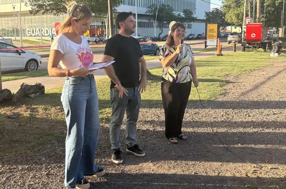 El secretario de Desarrollo Humano, Hugo Morel, y la coordinadora de la Oficina Municipal de Violencia de Género, Carla Cavallié, encabezaron la presentación.