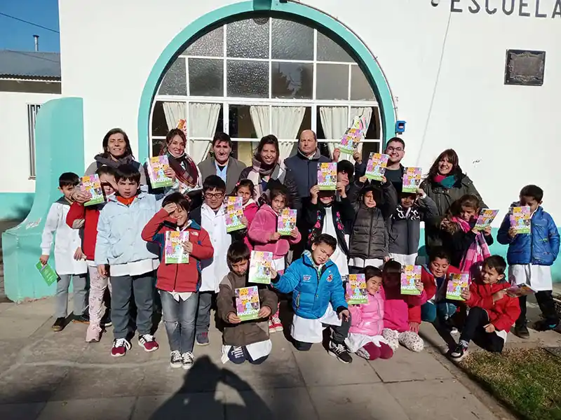 Taller sobre tenencia responsable de mascotas en la Escuela Nº 7