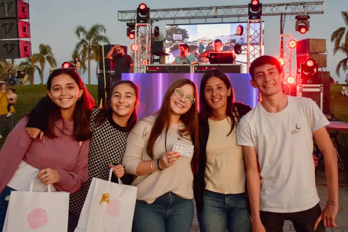 Encuentro de DJs en Costanera