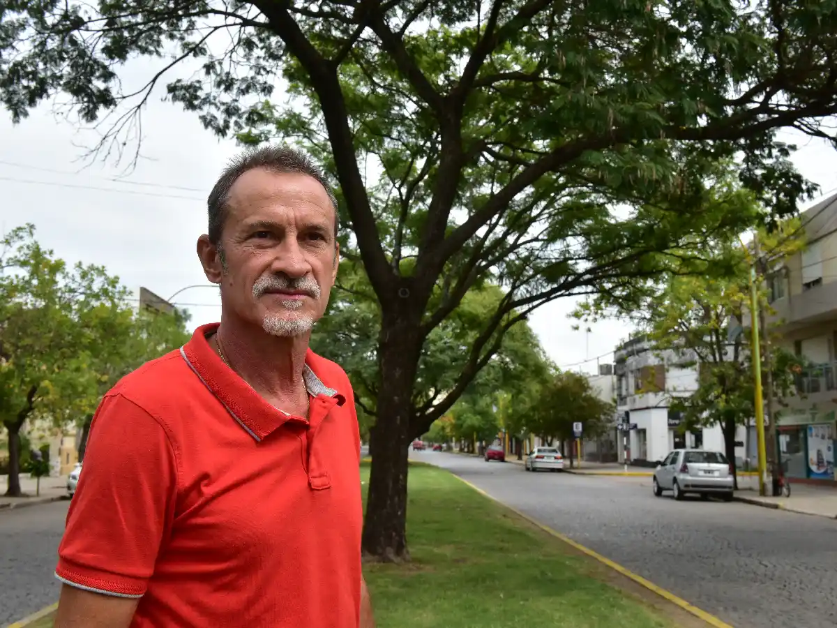 Renunció Pecorini y Antártida salió a buscar nuevo técnico