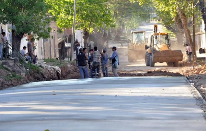 Zárate: Nación y Provincia trabajan en la urbanización del barrio Villa Angus