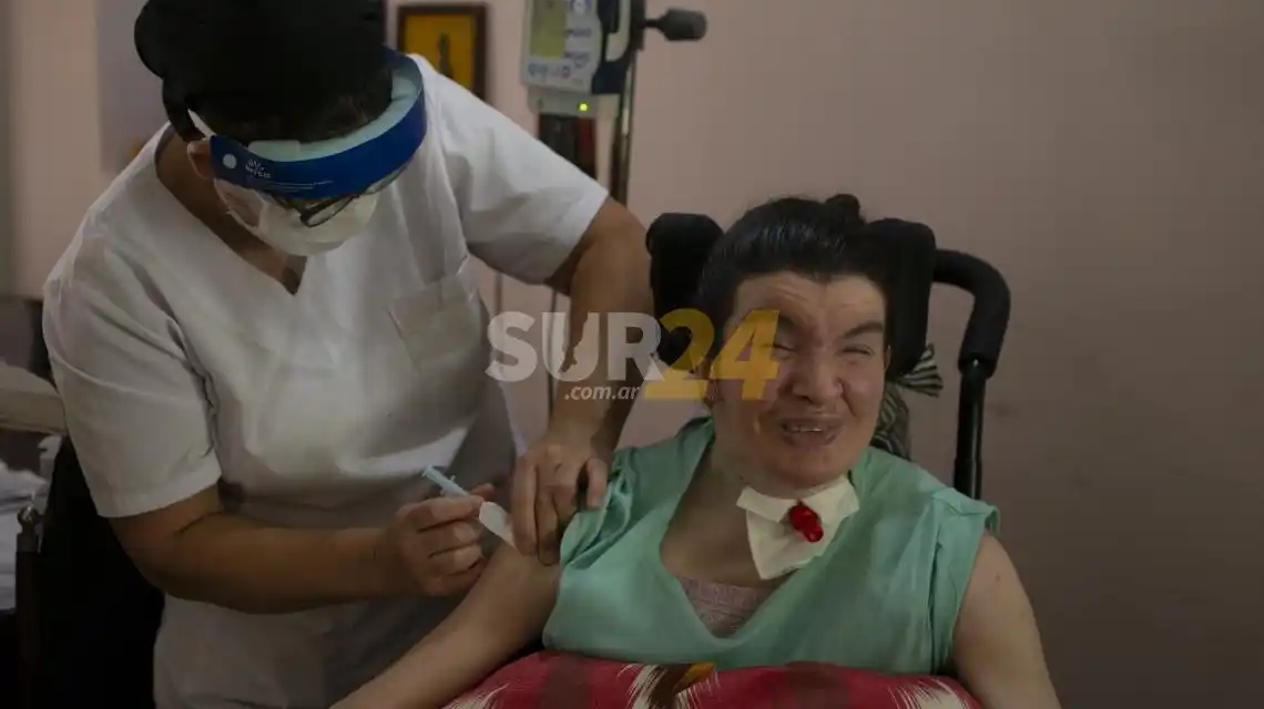 Covid-19: comenzó la vacunación a personas electrodependientes en Santa Fe