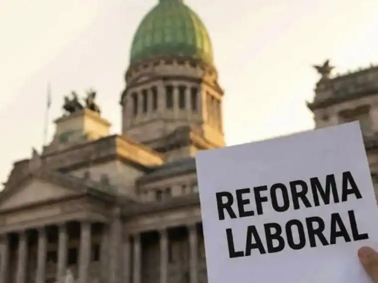Reforma laboral: el oficialismo acelera acuerdos para llevarla al recinto