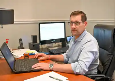 Uriel Brupbacher asegura que “las cuentas están ordenadas” tras un año de gestión de Rogelio Frigerio