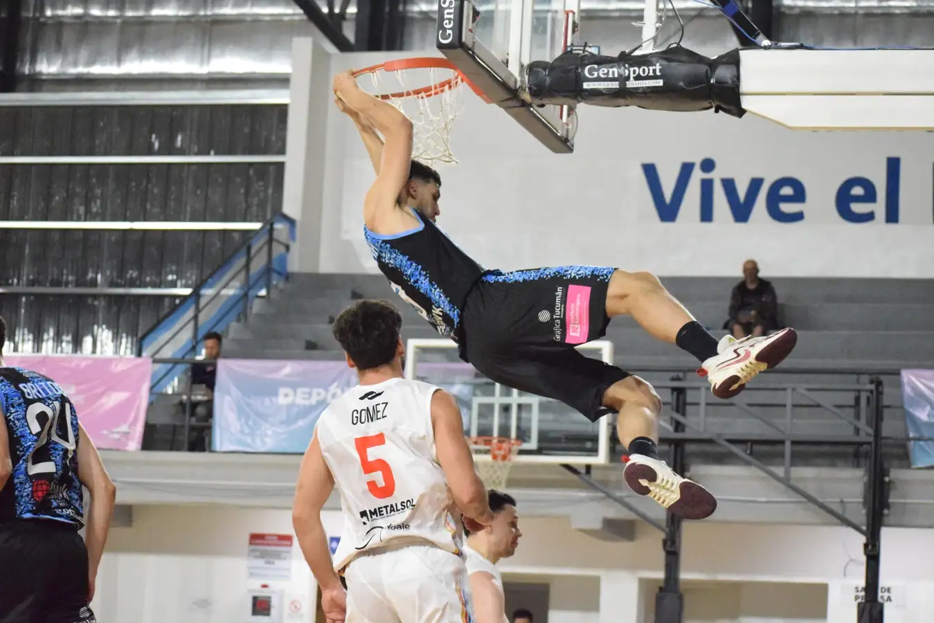 Matías Carneglia en plena volcada. (Foto: Prensa Unión)