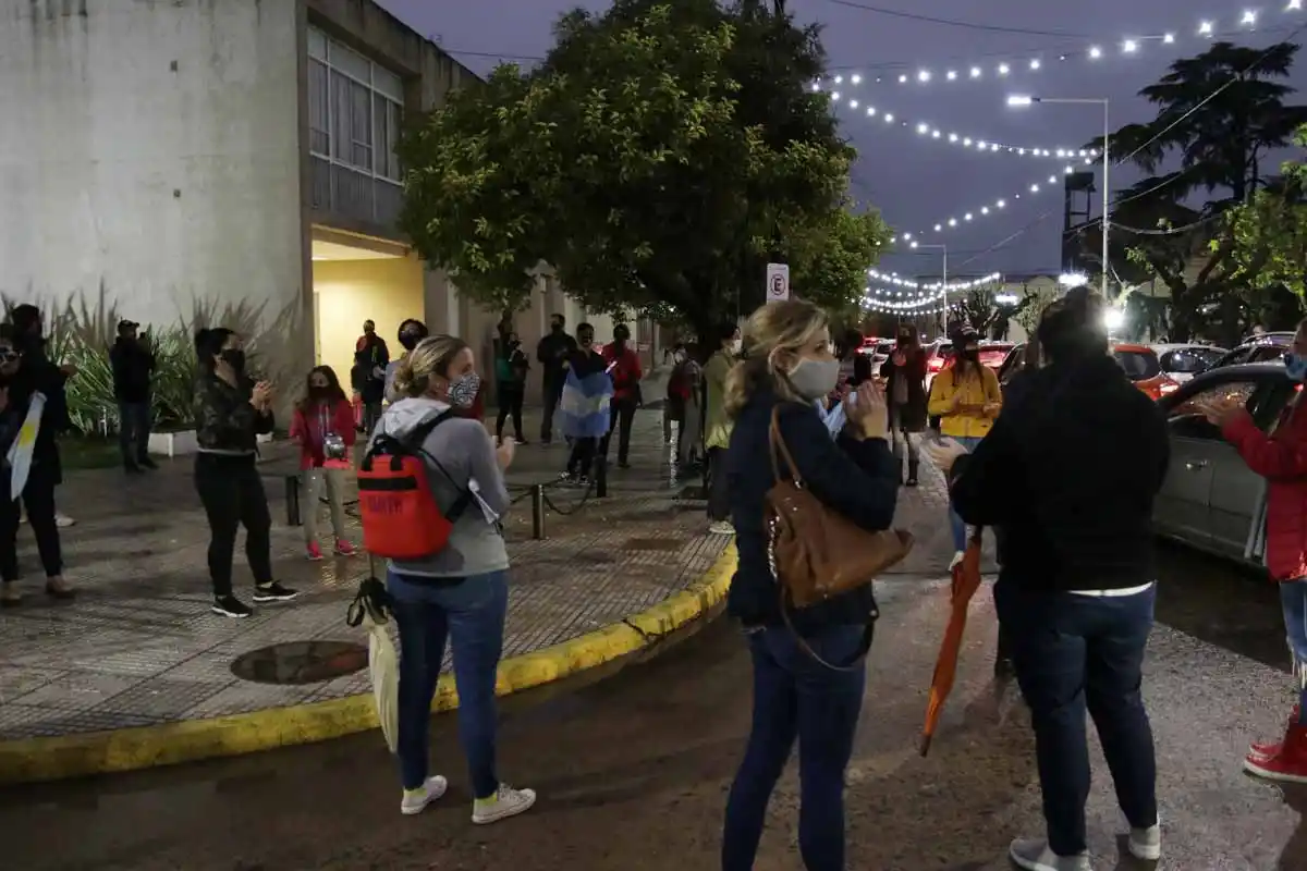 Restricciones en Cañuelas: Protestas por la suspensión de la presencialidad educativa