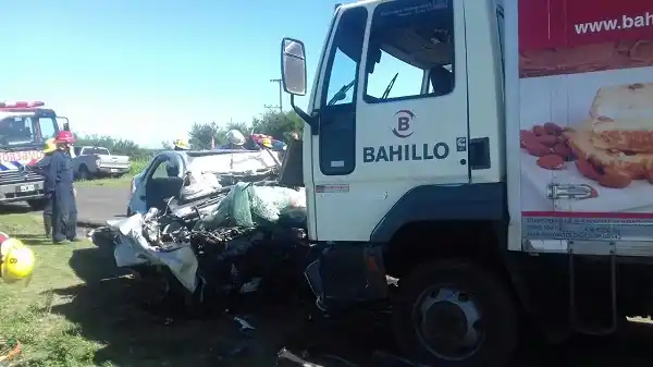 Se complica la salud de la sobreviviente del choque en Ruta 20 y hoy indagan al camionero