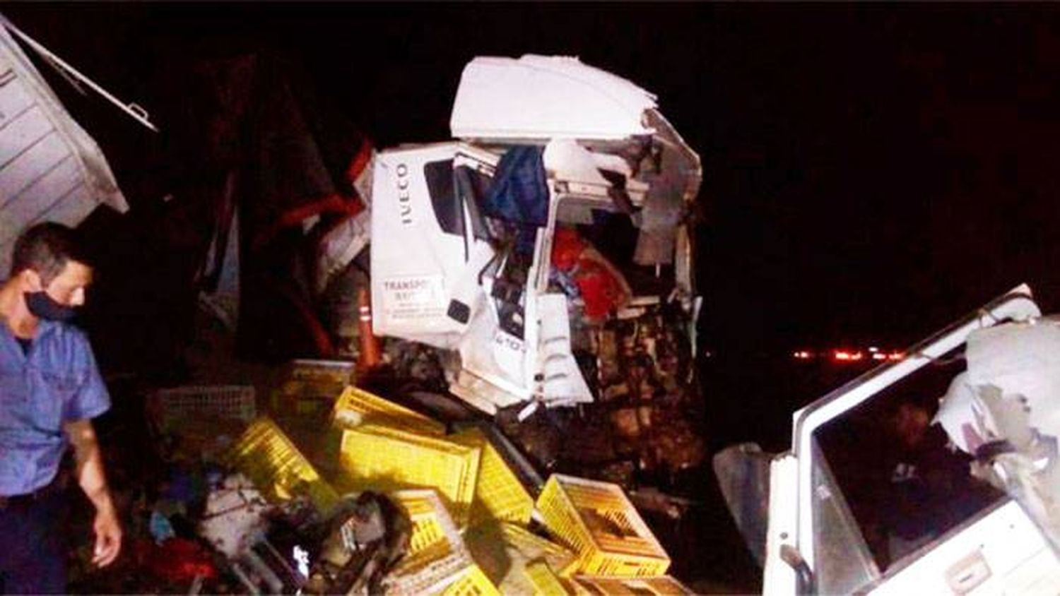 Murió camionero entrerriano tras chocar de frente contra un colectivo