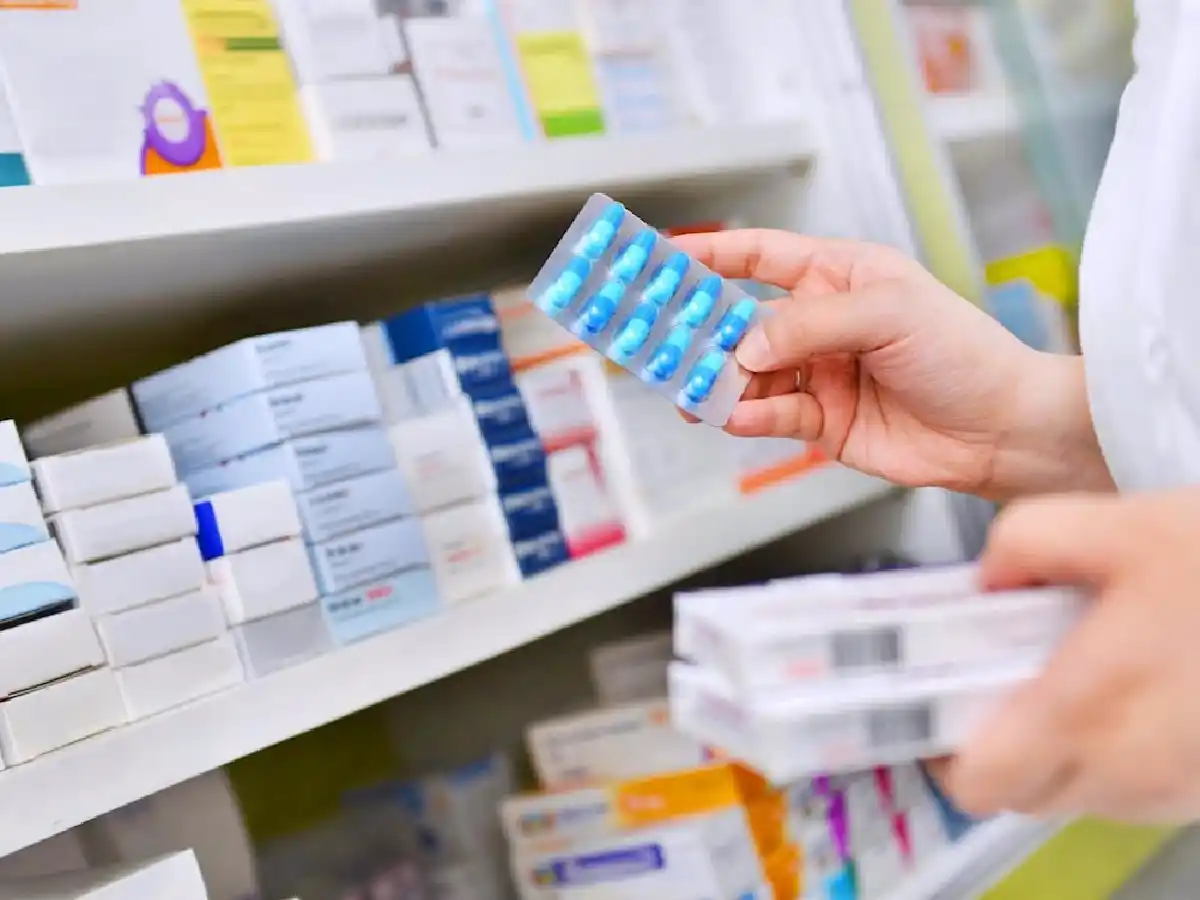 Cayó la venta de medicamentos por cambio de hábitos