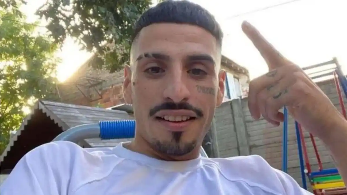 Un fanático grabó un video en la tumba de El Noba y se escucha una misteriosa voz