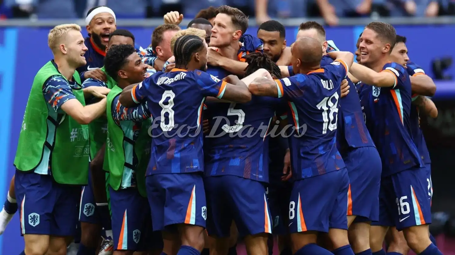 Por la Eurocopa. Países Bajos derrotó 2-1 a Polonia en Hamburgo