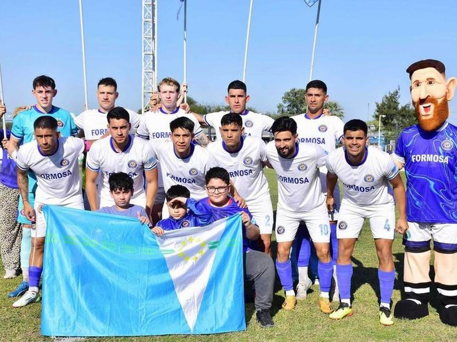 Sol recibe a Sarmiento y
San Martín visita a Belgrano