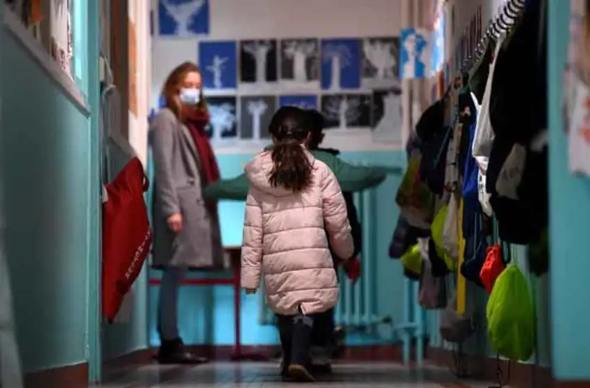 Francia suspendió todos sus vuelos con Brasil por la variante del coronavirus