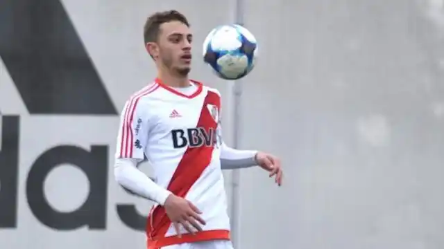 Saracchi se desgarró y Gallardo hace debutar a su hijo