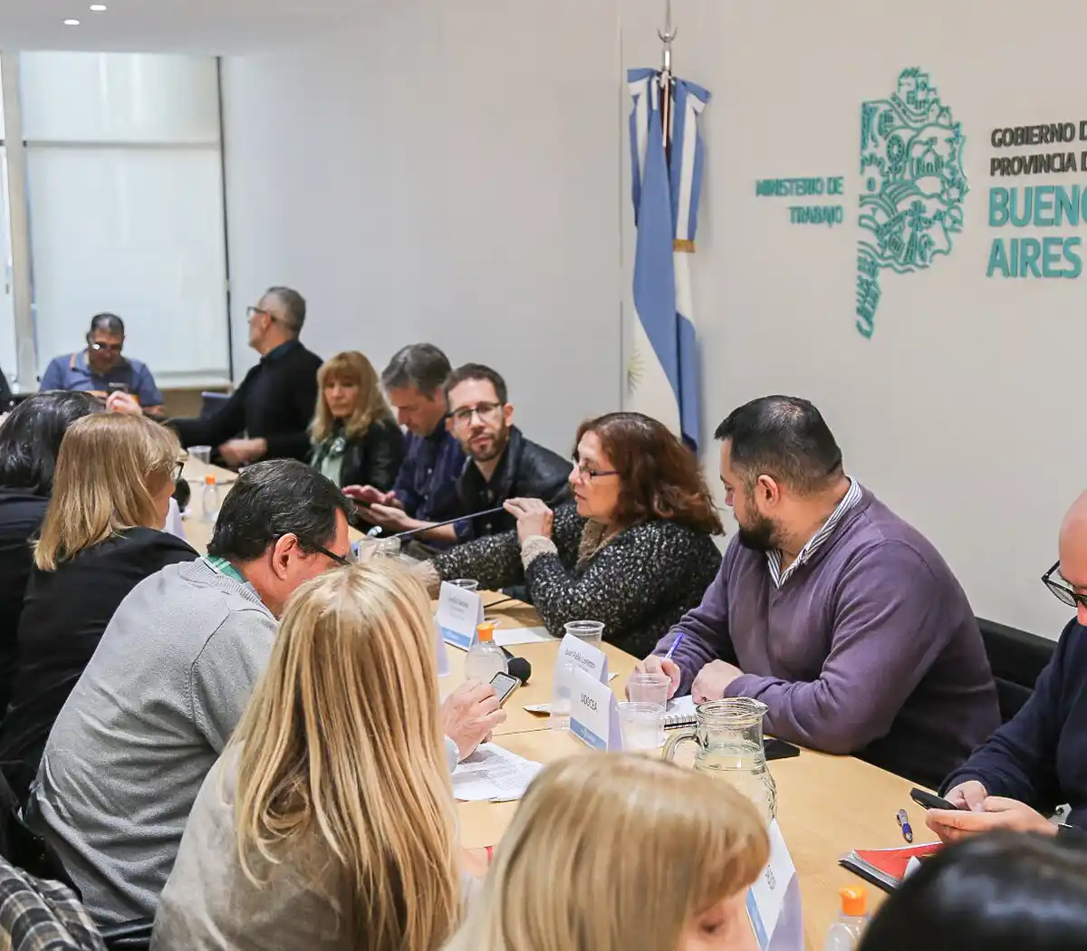 Los docentes bonaerenses se reúnen hoy con el Gobierno de Kicillof para seguir discutiendo paritarias