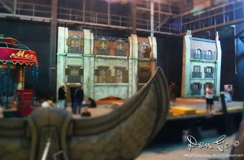 El Colón expone sus reliquias en el Teatro Tronador