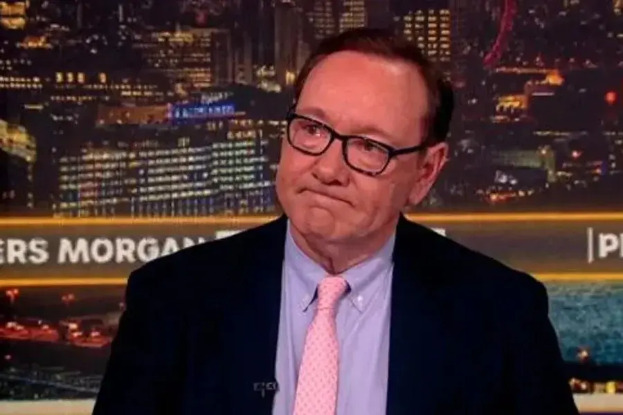 Kevin Spacey se quebró durante una entrevista al confesar que está en bancarrota