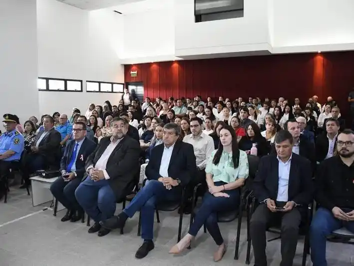 Presentaron protocolo de intervención para 
casos de consumos problemáticos en las escuelas